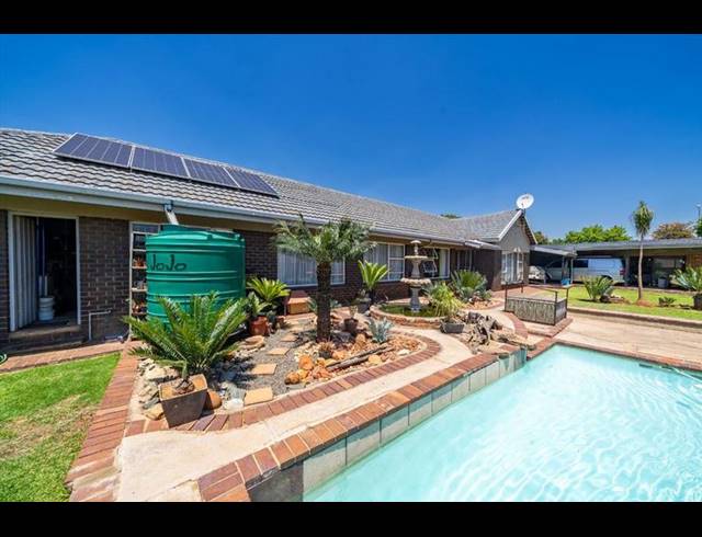 3 BEDROOM HOUSE FOR SALE IN PARKRAND